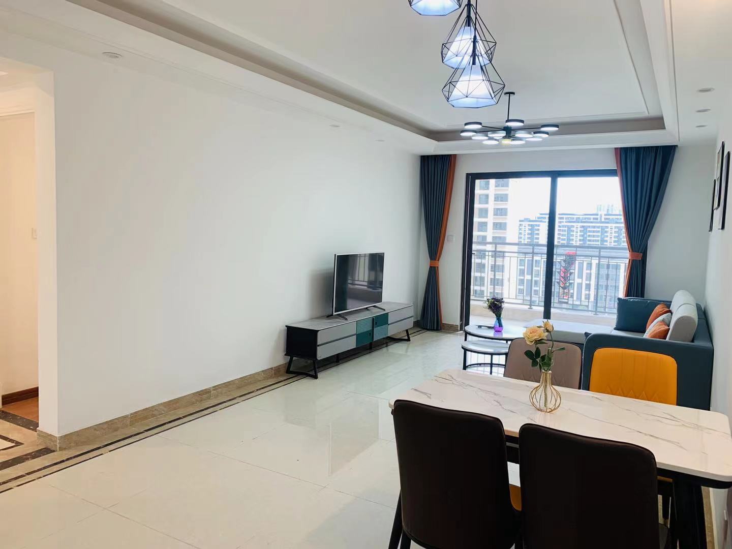 中海锦江城云熙一期  3室2厅2卫    2800.0元/月 中海锦江城云熙一期  3室2厅2卫    2800.0元/月