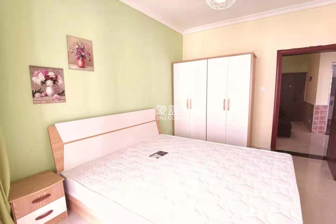 二江花园  1室1厅1卫   1600.00元/月 二江花园  1室1厅1卫   1600.00元/月室内图