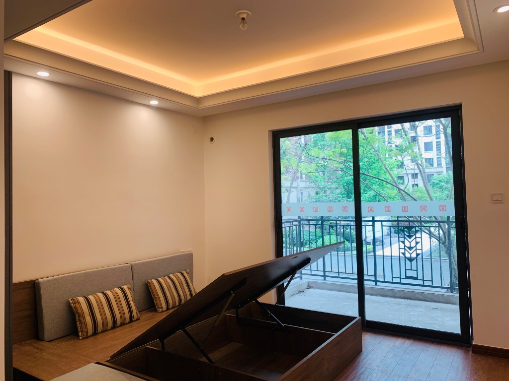 中海锦江城花涧一期  3室2厅2卫    2600.0元/月 中海锦江城花涧一期  3室2厅2卫    2600.0元/月室内图