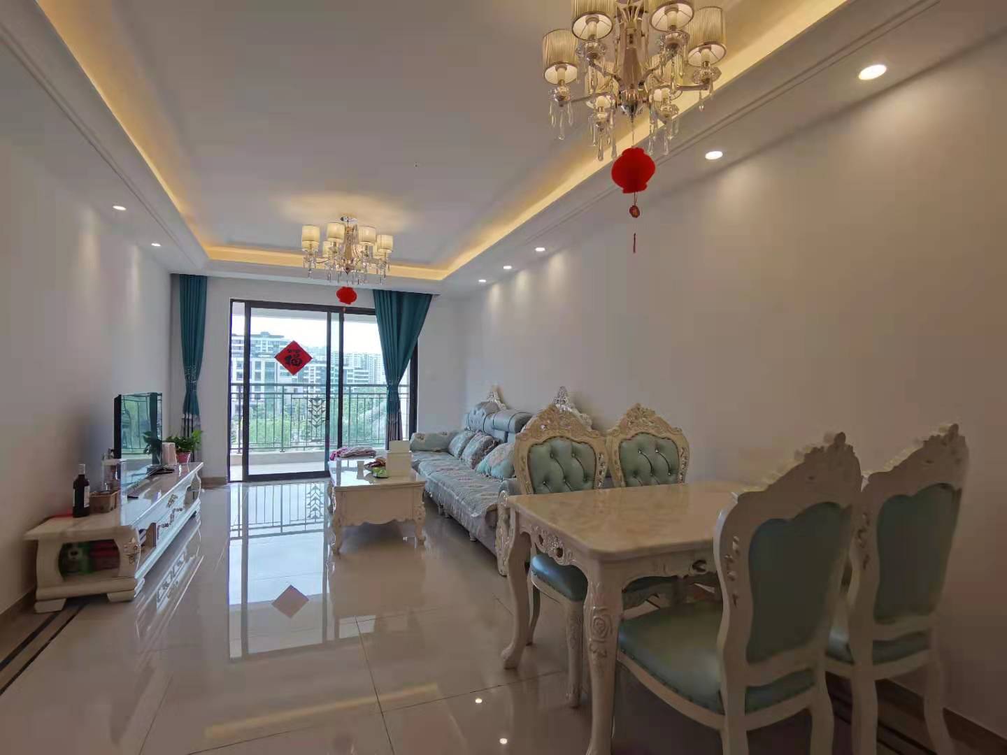 中海锦江城云熙一期  3室2厅1卫    2600.0元/月 中海锦江城云熙一期  3室2厅1卫    2600.0元/月