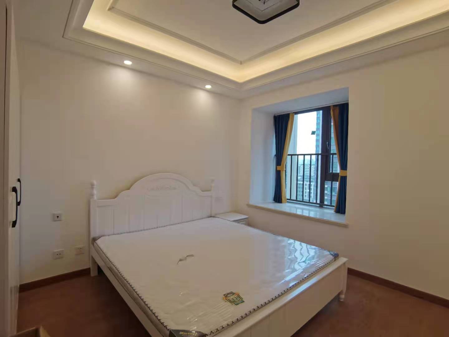 中海锦江城云熙一期  3室2厅1卫    2600.0元/月 中海锦江城云熙一期  3室2厅1卫    2600.0元/月室内图