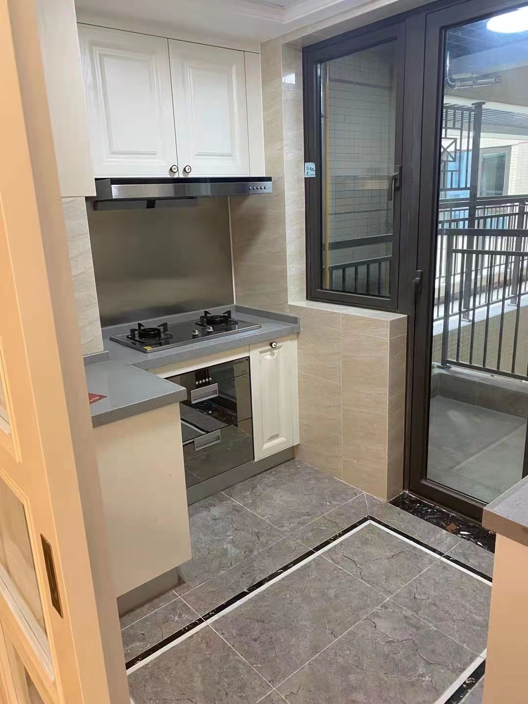 中海锦江城云熙一期  3室2厅2卫    2400.0元/月 中海锦江城云熙一期  3室2厅2卫    2400.0元/月