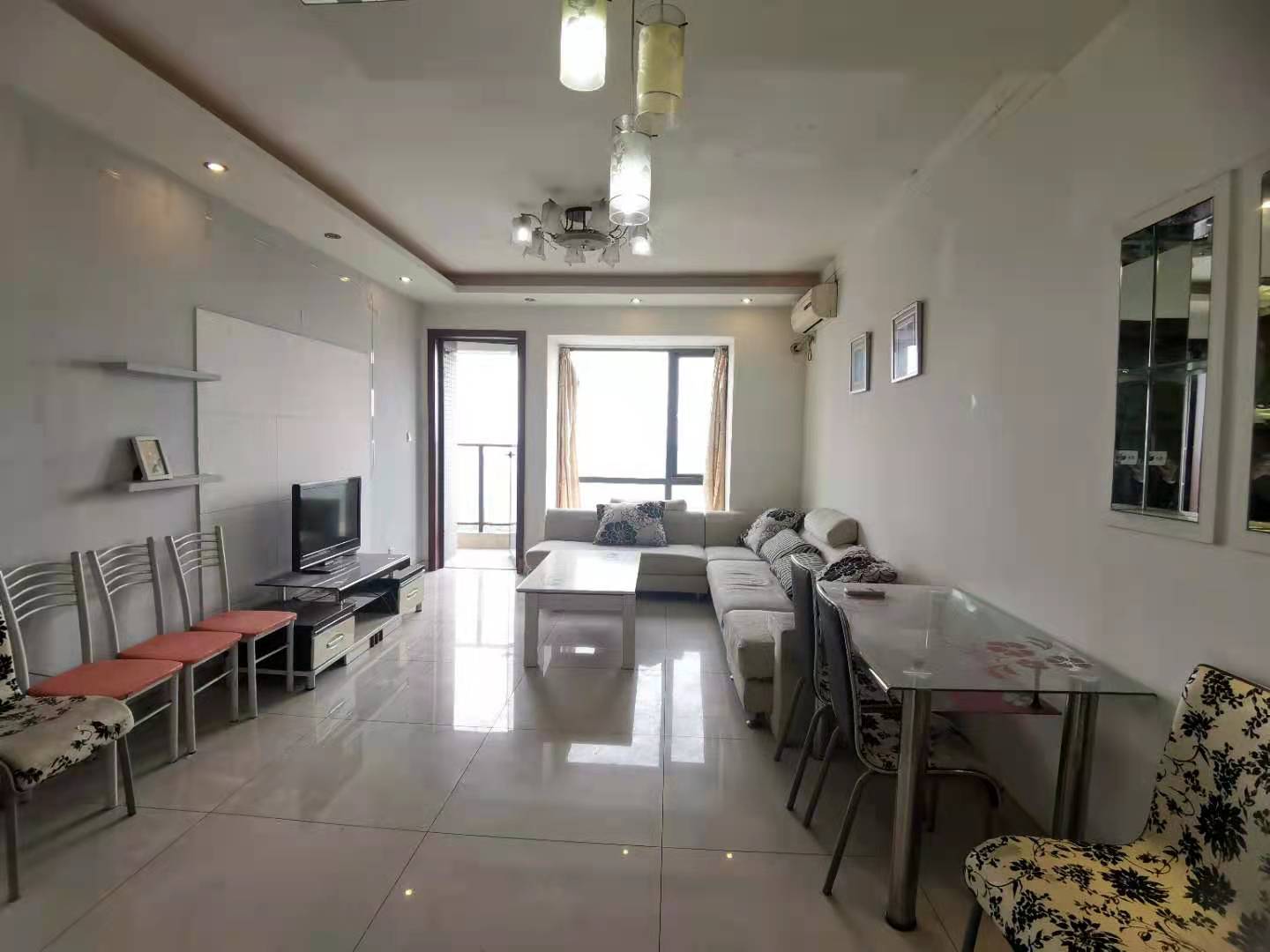 中铁丶西子香荷  2室2厅1卫    2400.0元/月 中铁丶西子香荷  2室2厅1卫    2400.0元/月室内图