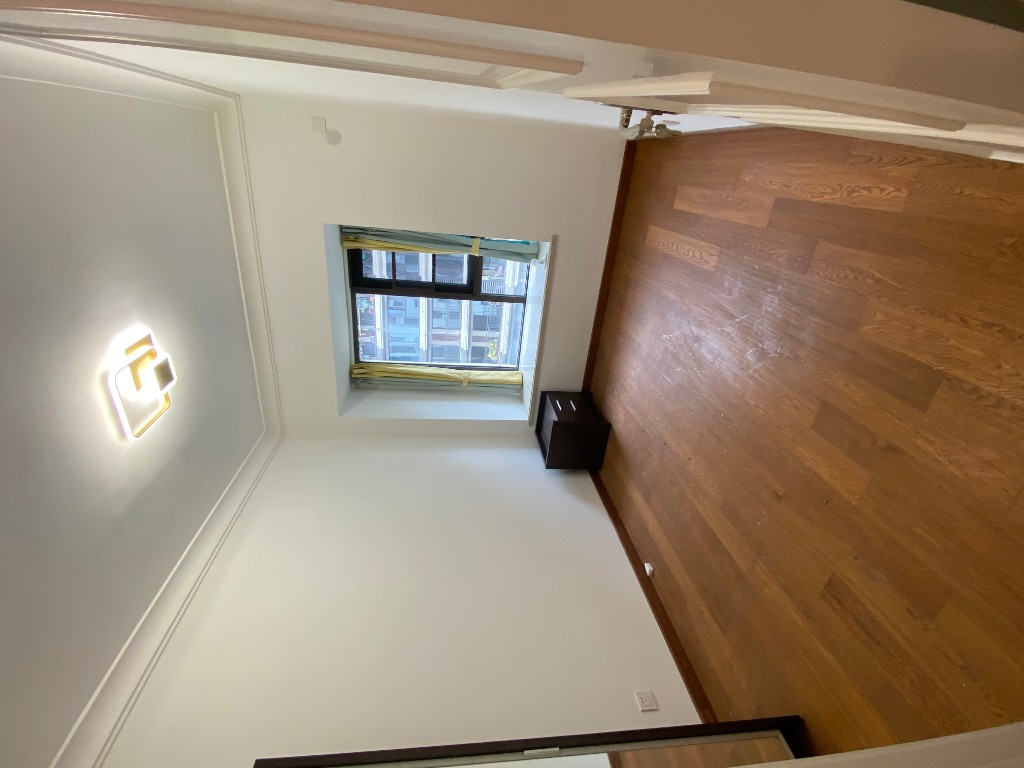 中海锦江城花涧一期  3室2厅2卫    2600.0元/月 中海锦江城花涧一期  3室2厅2卫    2600.0元/月室内图1