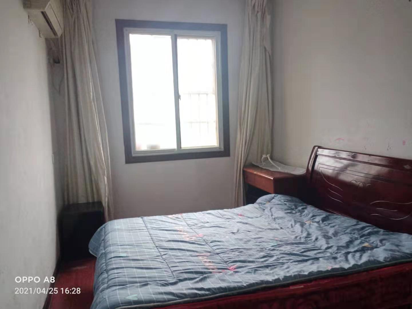 前进村 2室1厅1卫 900.00元/月 前进村 2室1厅1卫 900.00元/月室内图