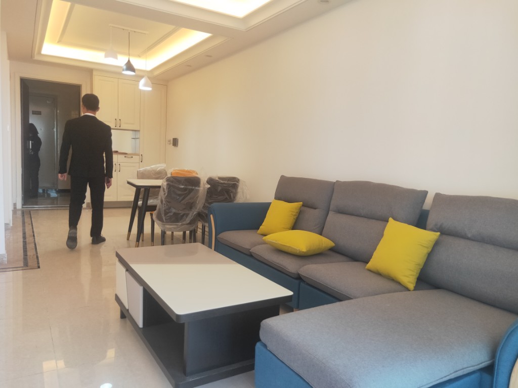 中海锦江城云熙二期  3室2厅2卫    2450.0元/月 中海锦江城云熙二期  3室2厅2卫    2450.0元/月室内图