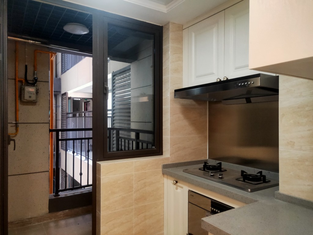 中海锦江城云熙二期  3室2厅2卫    2450.0元/月 中海锦江城云熙二期  3室2厅2卫    2450.0元/月室内图