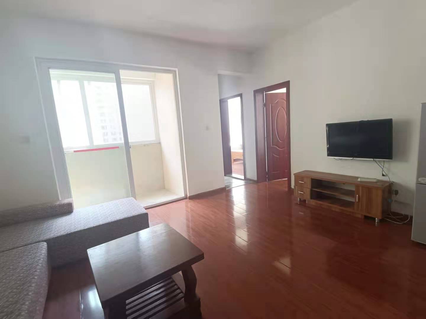 南湖锦苑 2室1厅1卫 1900.0元/月 南湖锦苑 2室1厅1卫 1900.0元/月室内图