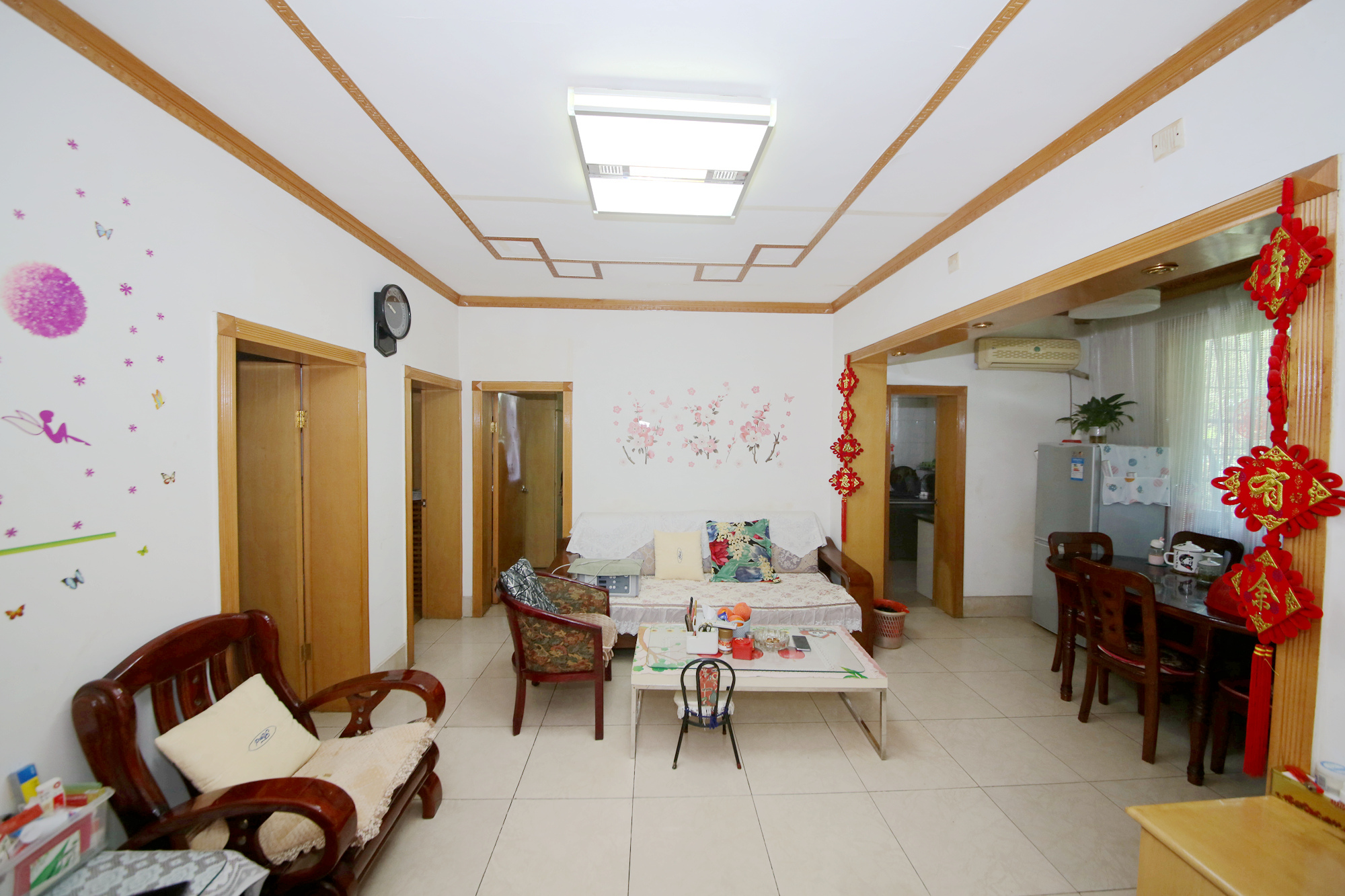 新兴小区（杨家山社区） 3室2厅 62.00万客厅