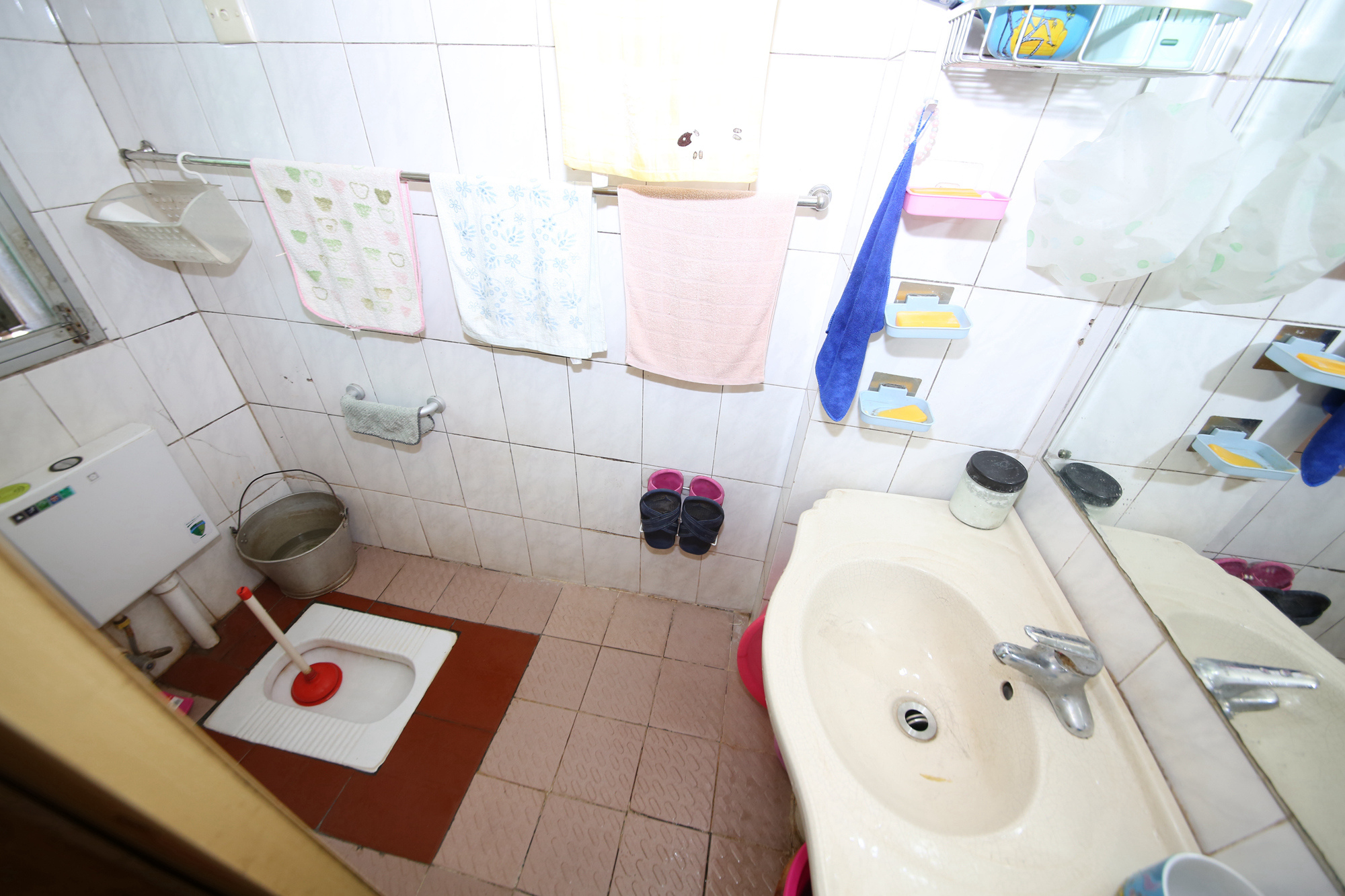 新兴小区（杨家山社区） 3室2厅 62.00万主卫