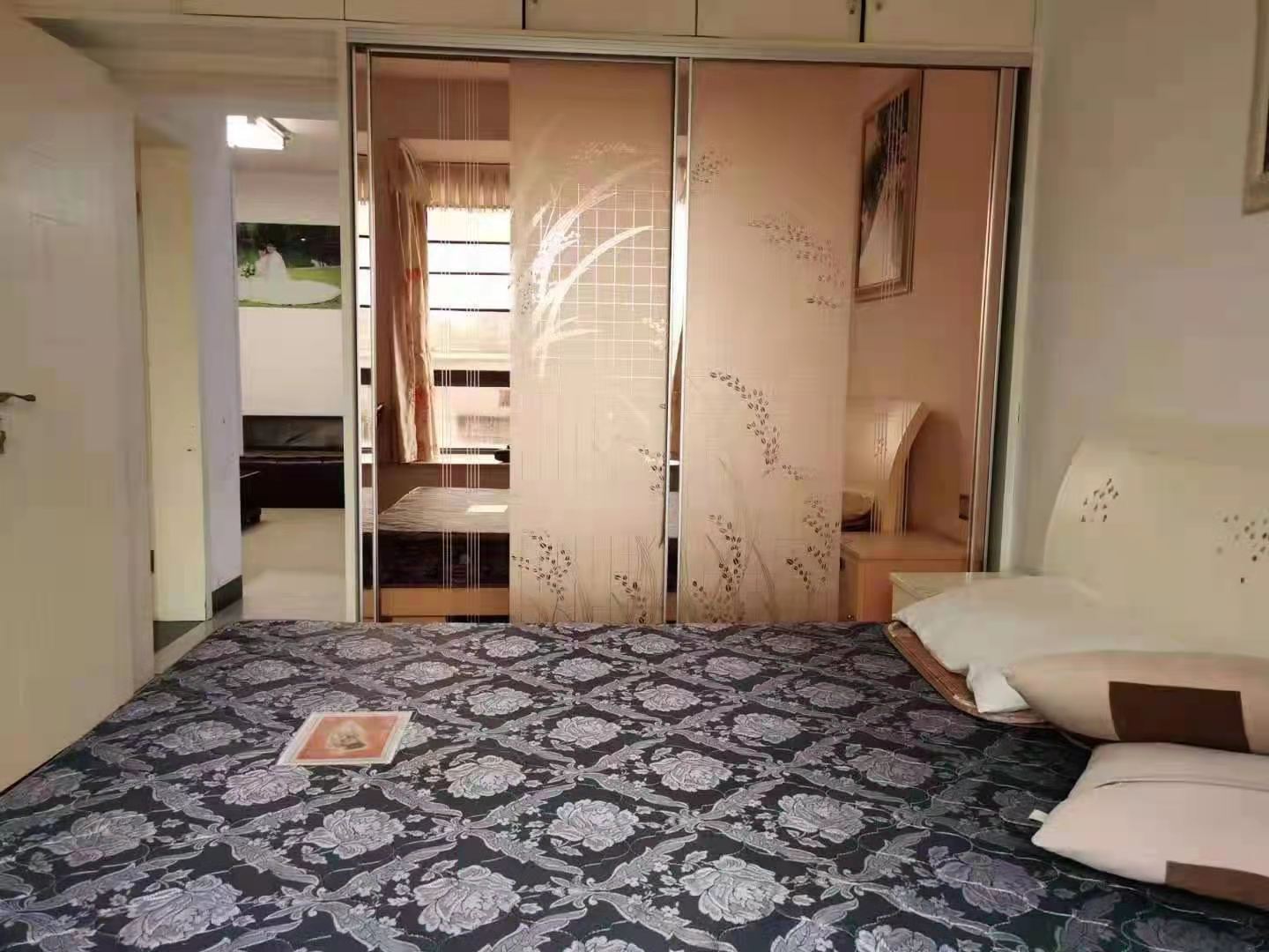 九九华帝 2室2厅1卫 1700.0元/月 九九华帝 2室2厅1卫 1700.0元/月室内图