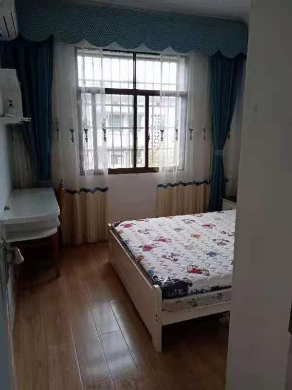 418家属区  2室2厅1卫    39.8万 418家属区  2室2厅1卫    39.8万卧室