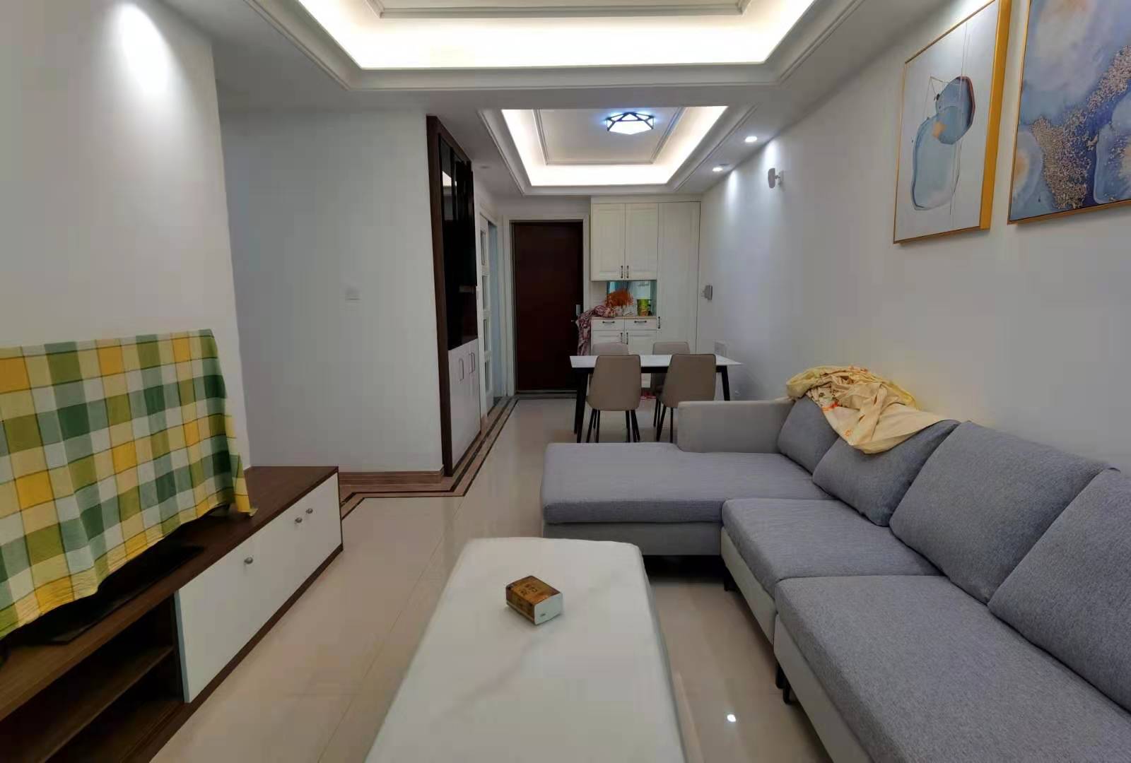 中海锦江城云熙一期  3室2厅2卫   2900.00元/月户型图