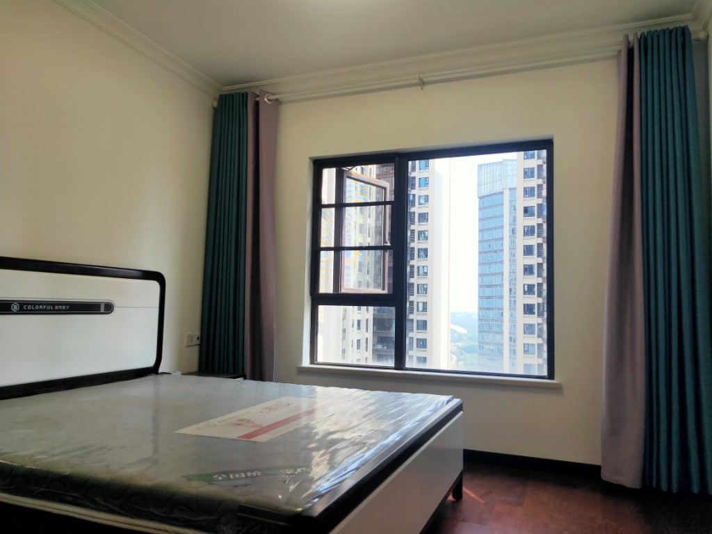 万科翡翠公园  3室2厅2卫    3300.0元/月 万科翡翠公园  3室2厅2卫    3300.0元/月室内图