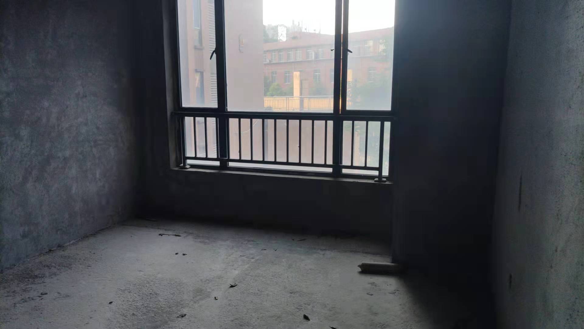 金益紫檀 4室2厅2卫 90.0万 金益紫檀 4室2厅2卫 90.0万卧室