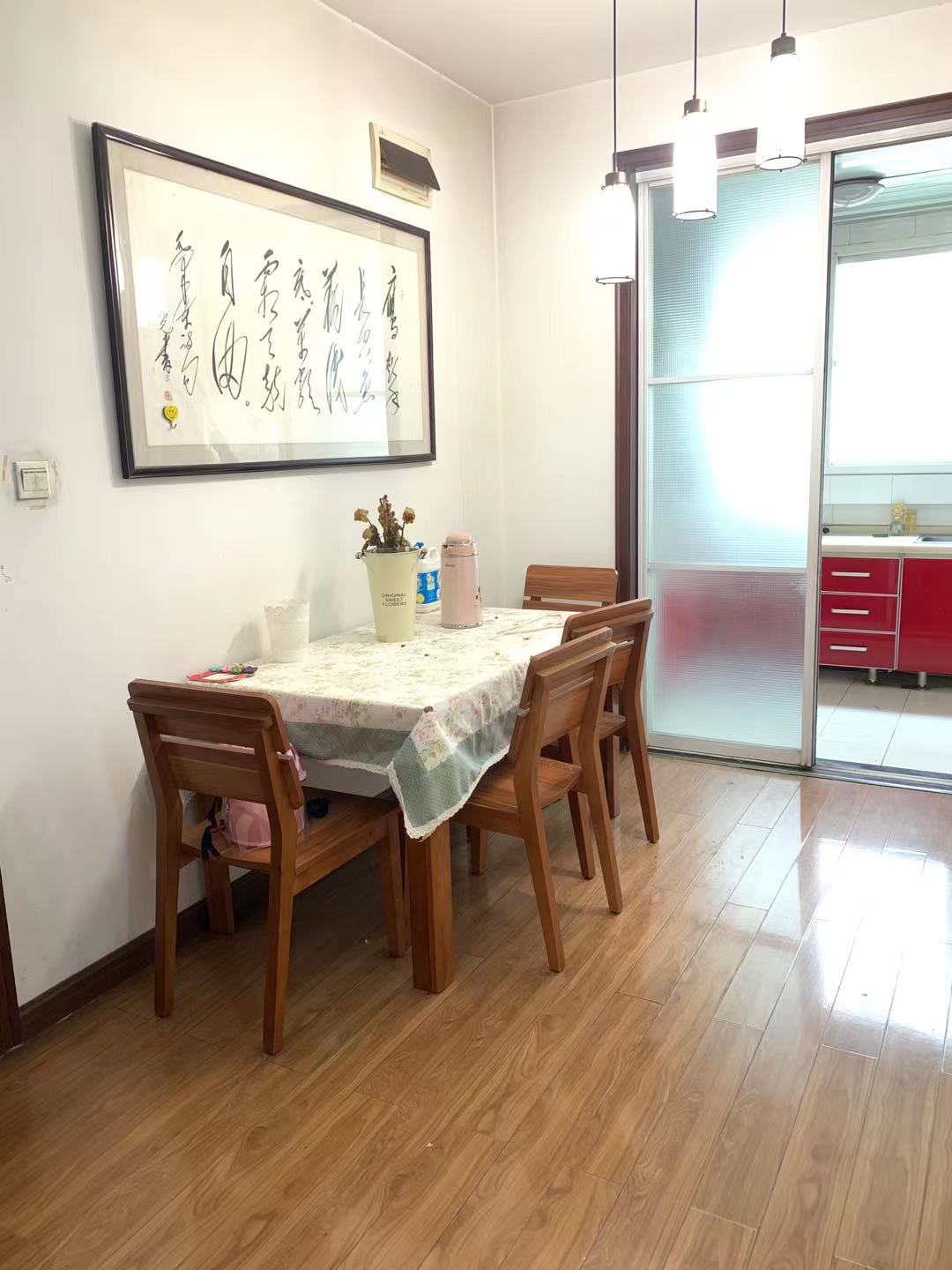 双维花溪湾（一、二期）  3室2厅1卫   205.00万客厅