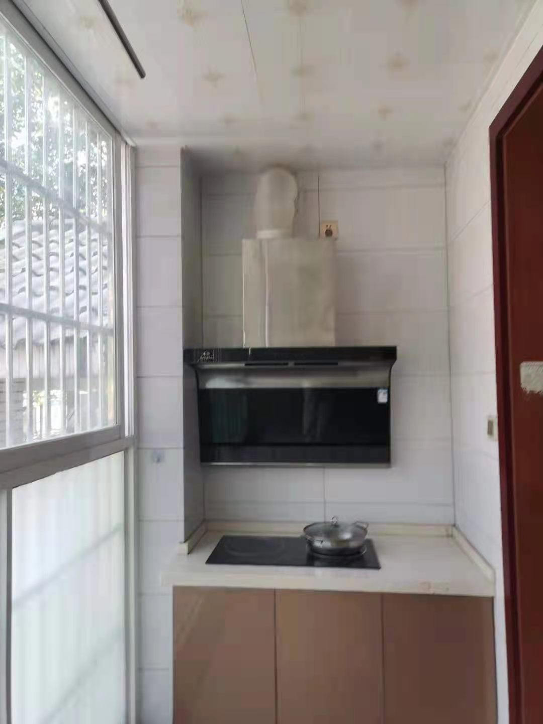 河池新居  1室1厅1卫   1600.00元/月室内图