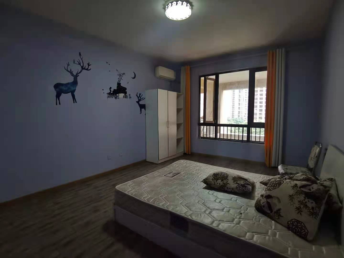 南湖国际1期  3室2厅1卫    2500.0元/月 南湖国际1期  3室2厅1卫    2500.0元/月室内图