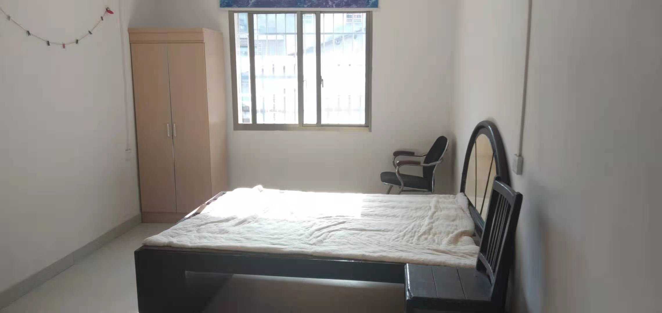 龙泰大楼(龙泰小区)  1室1厅1卫    700.0元/月 龙泰大楼(龙泰小区)  1室1厅1卫    700.0元/月户型图