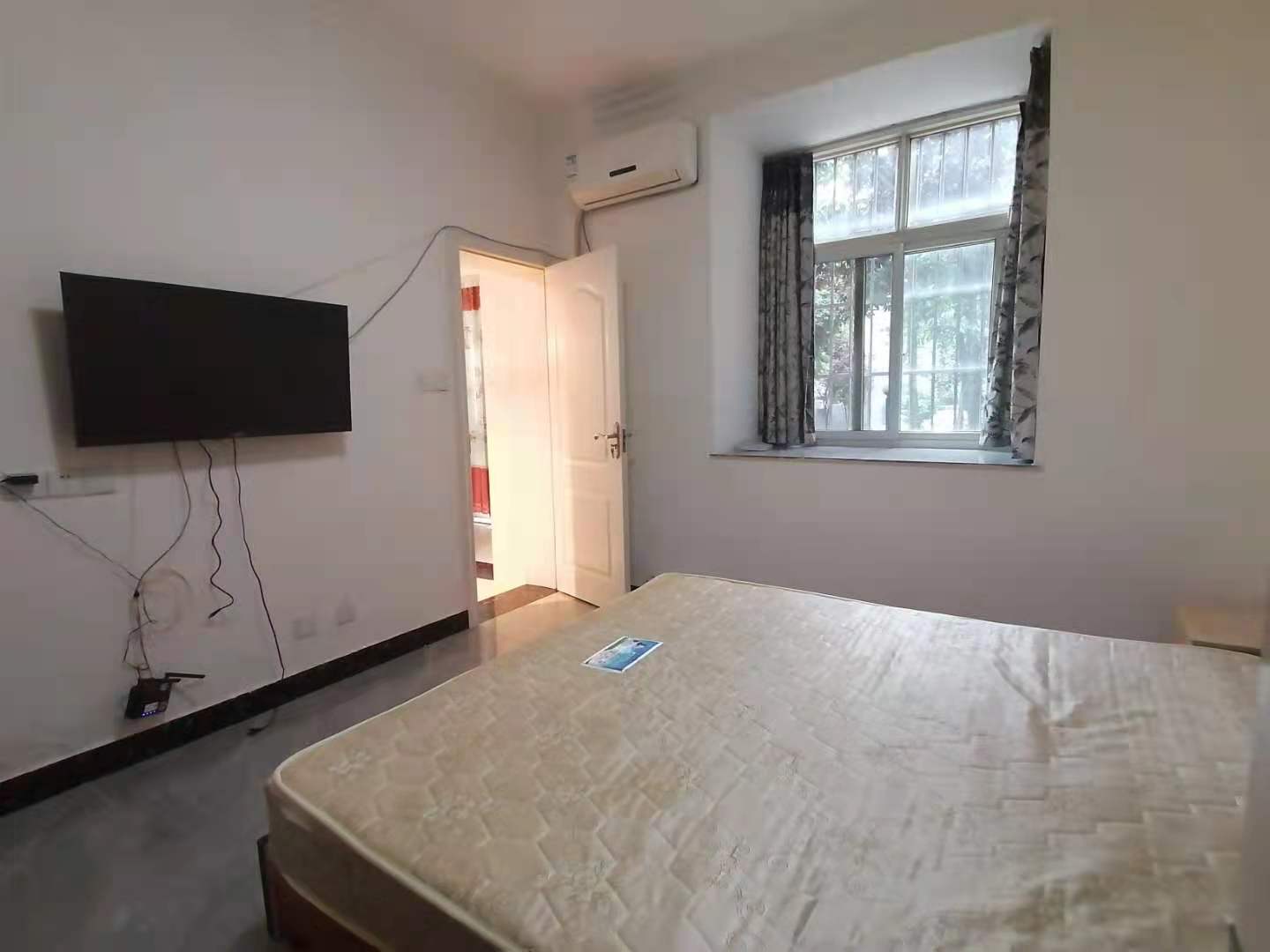 河池新居  2室1厅1卫   1600.00元/月室内图