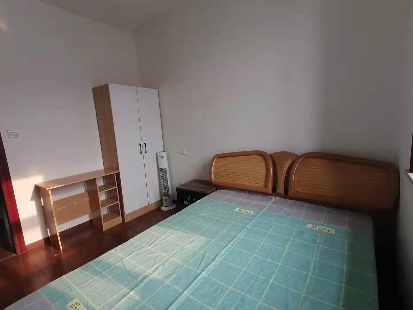 河池新居  4室2厅1卫    3000.0元/月 河池新居  4室2厅1卫    3000.0元/月室内图