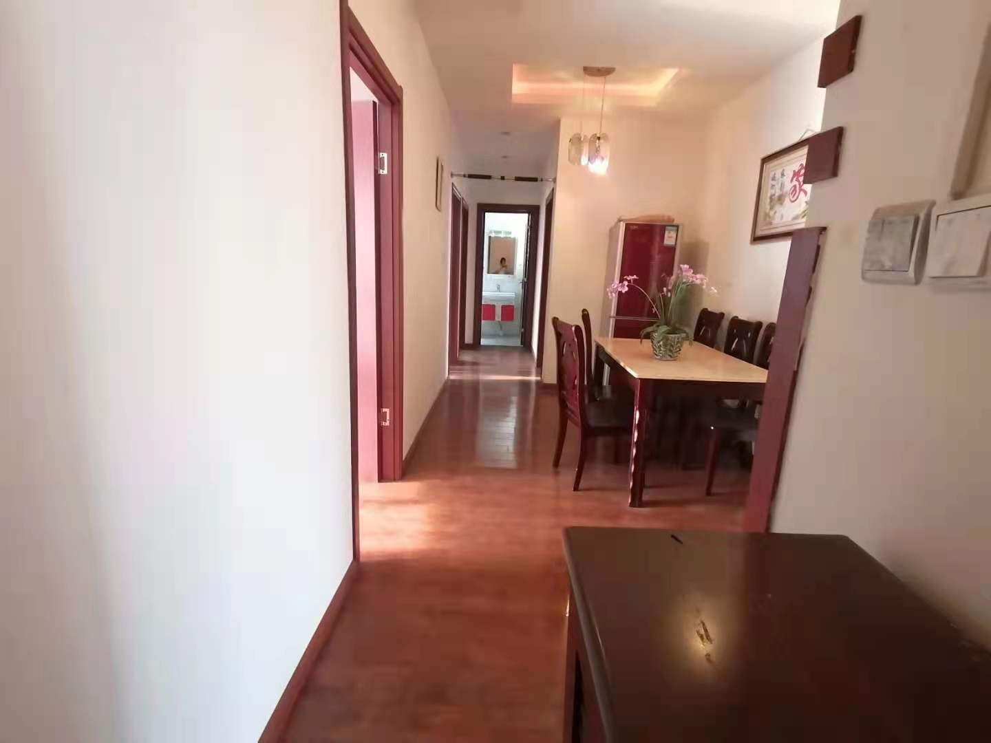 河池新居  4室2厅1卫    3000.0元/月 河池新居  4室2厅1卫    3000.0元/月室内图