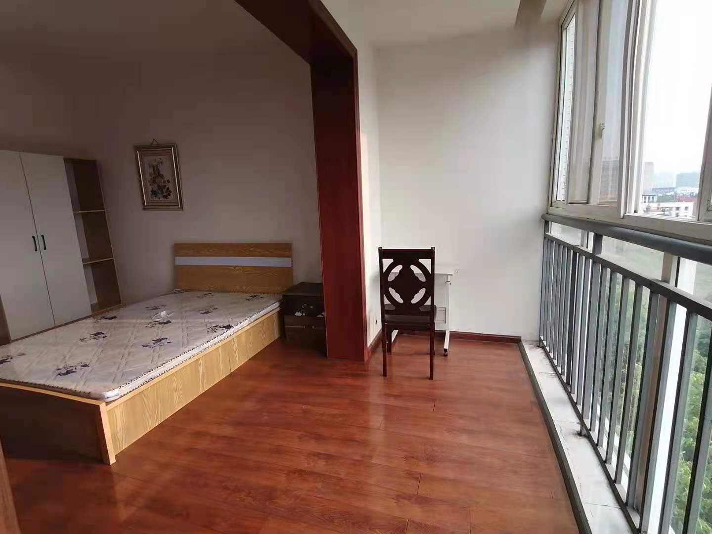 河池新居  4室2厅1卫    3000.0元/月 河池新居  4室2厅1卫    3000.0元/月室内图