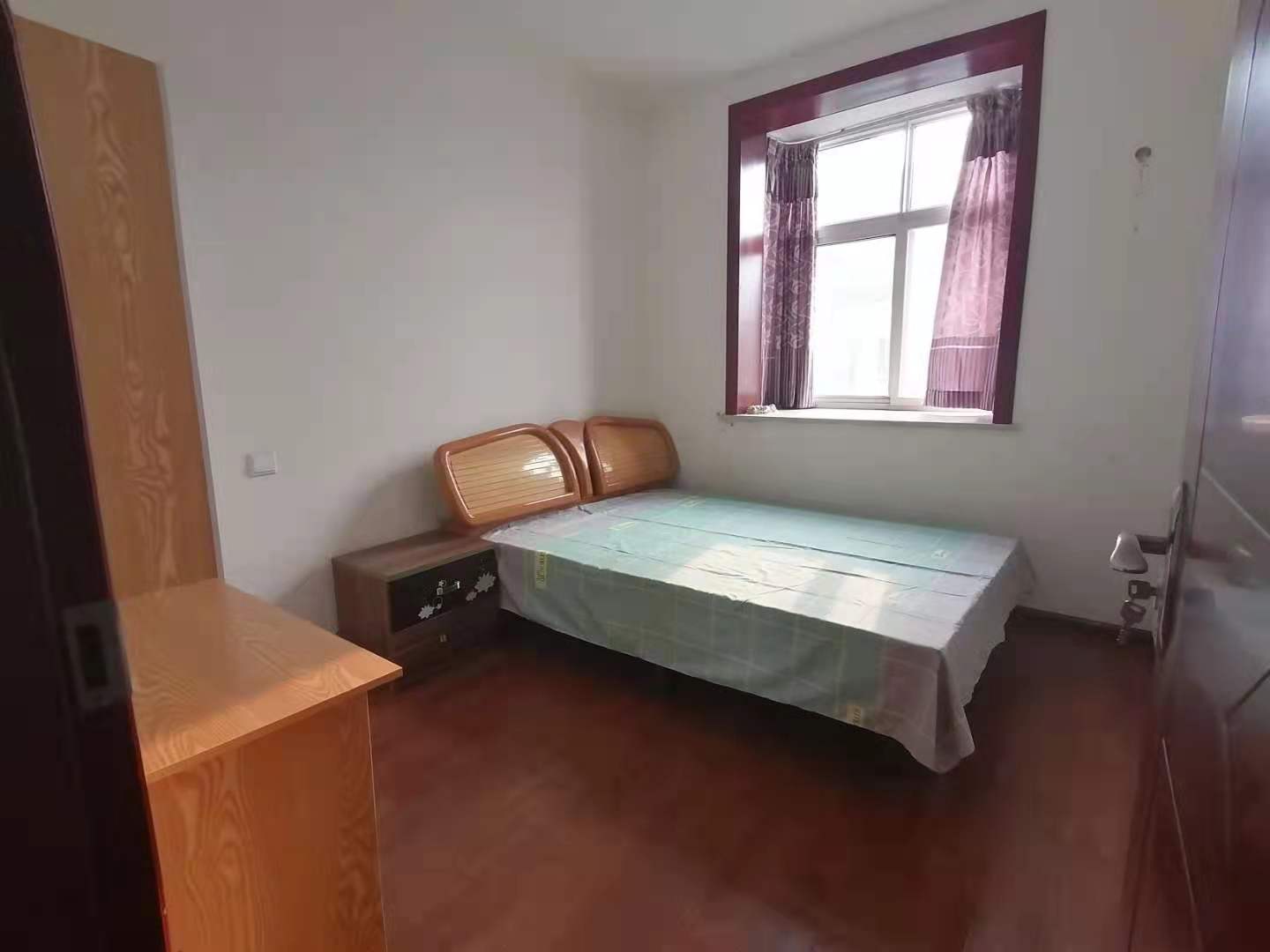 河池新居  4室2厅1卫    3000.0元/月 河池新居  4室2厅1卫    3000.0元/月室内图