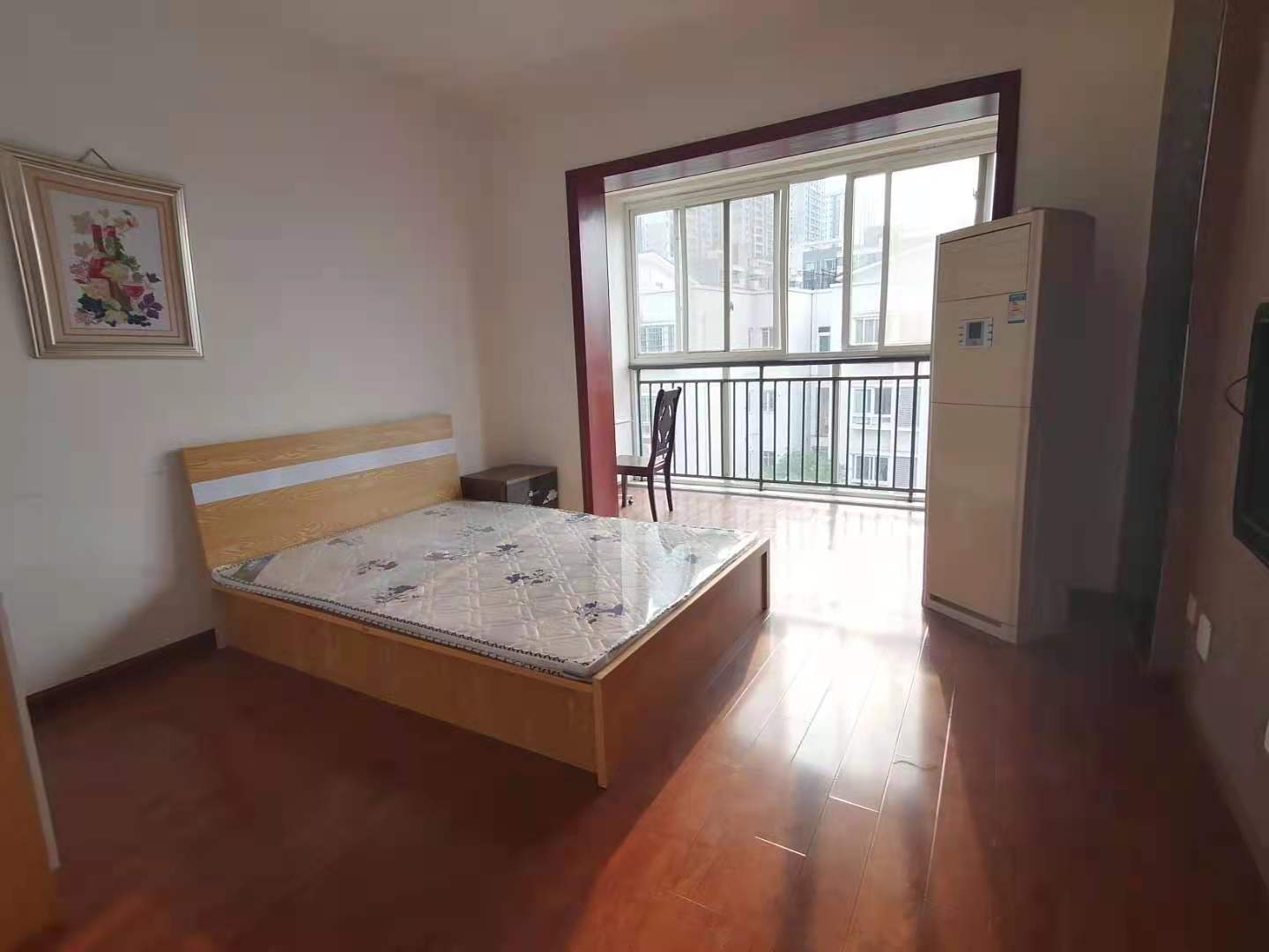 河池新居  4室2厅1卫    3000.0元/月 河池新居  4室2厅1卫    3000.0元/月室内图