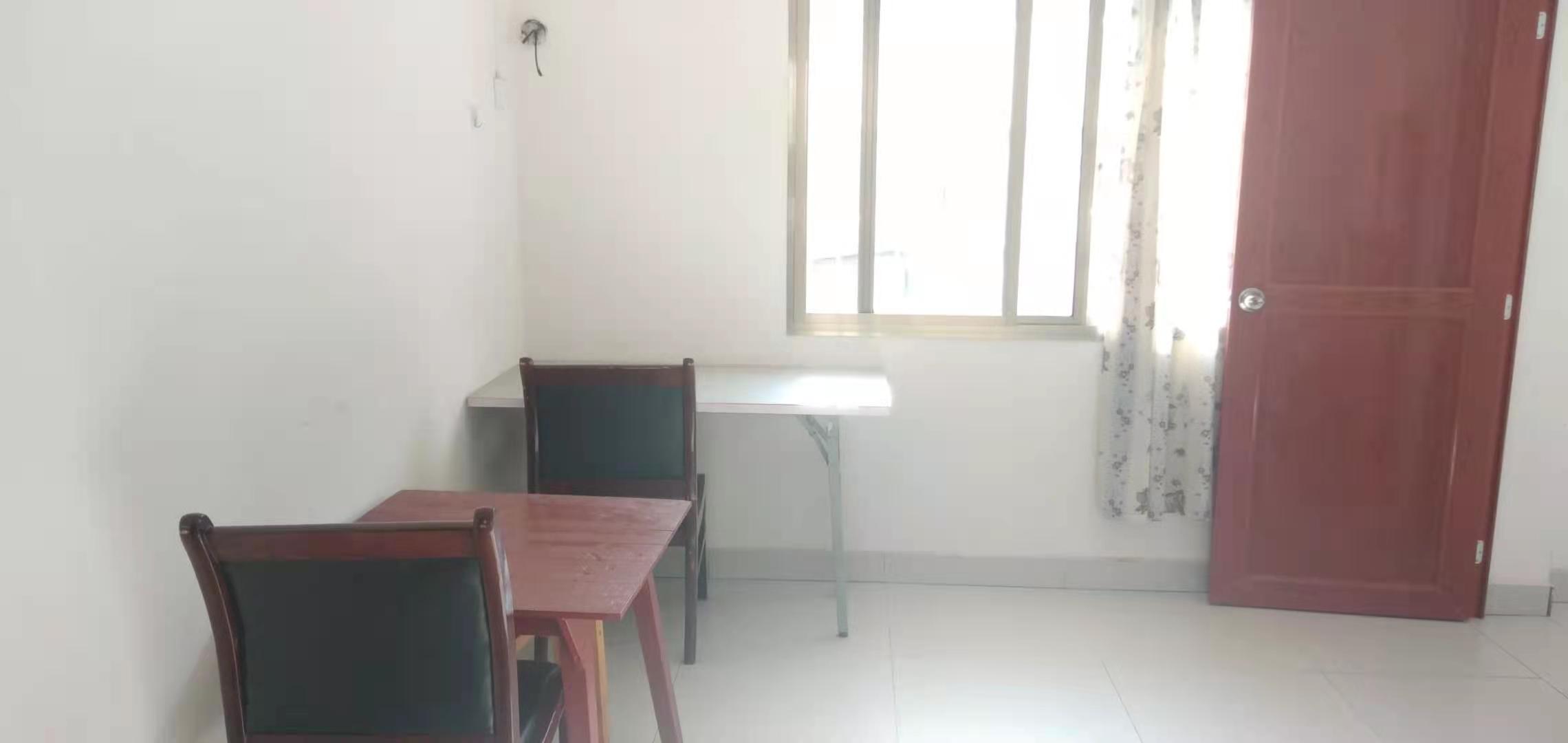 龙泰大楼(龙泰小区) 1室1厅1卫 700.0元/月 龙泰大楼(龙泰小区) 1室1厅1卫 700.0元/月室内图