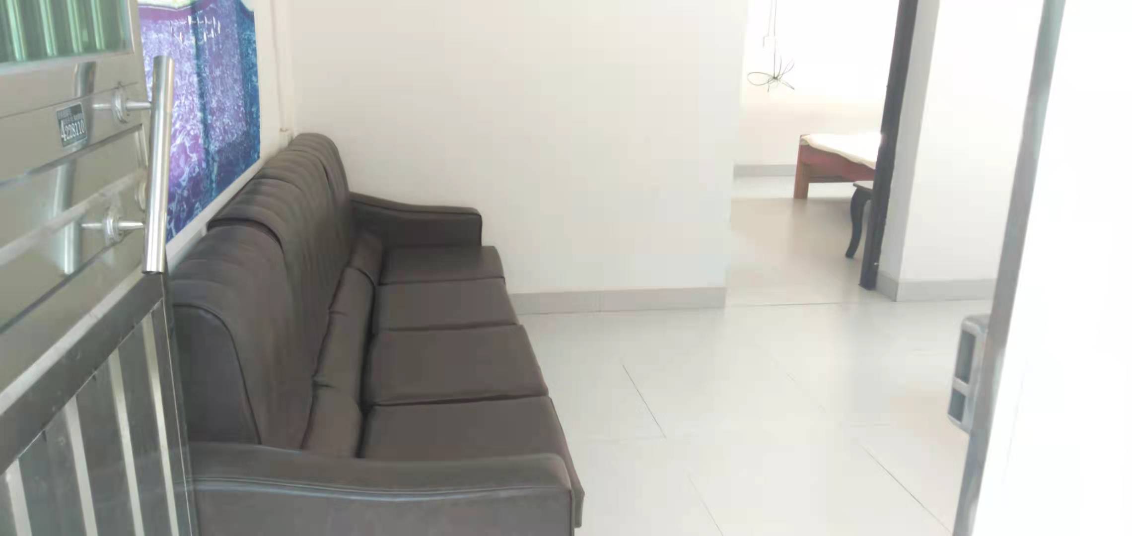 龙泰大楼(龙泰小区)  1室1厅1卫    700.0元/月 龙泰大楼(龙泰小区)  1室1厅1卫    700.0元/月室内图