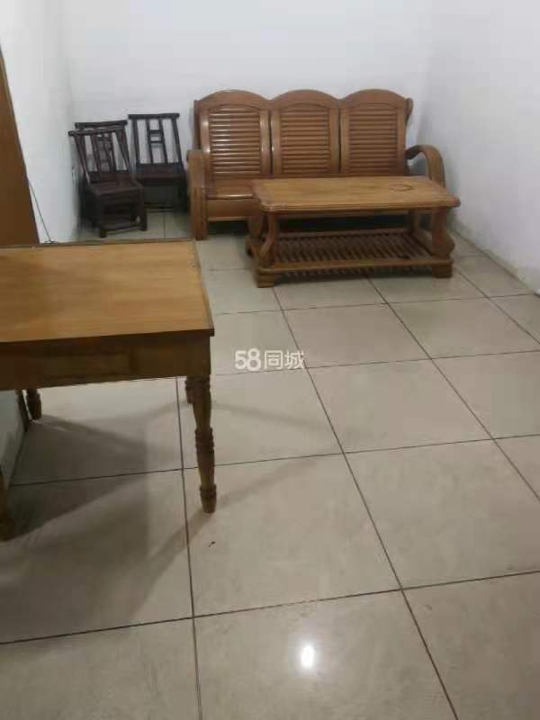 建宁新村 2室1厅1卫 850.0元/月 建宁新村 2室1厅1卫 850.0元/月室内图