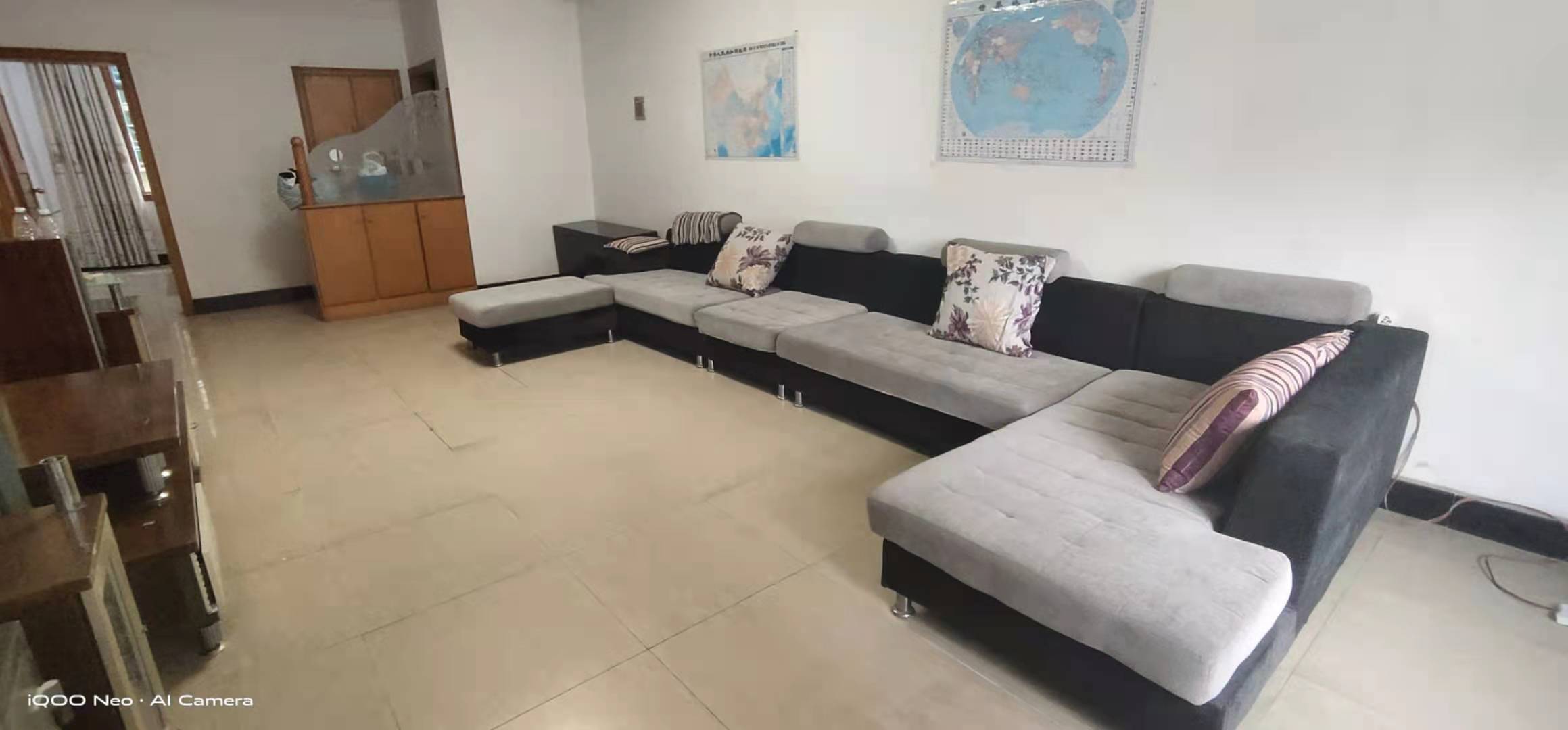 新建小区  3室2厅2卫   1600.00元/月室内图