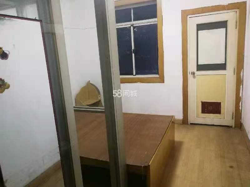 建宁新村 2室1厅1卫 850.0元/月 建宁新村 2室1厅1卫 850.0元/月室内图