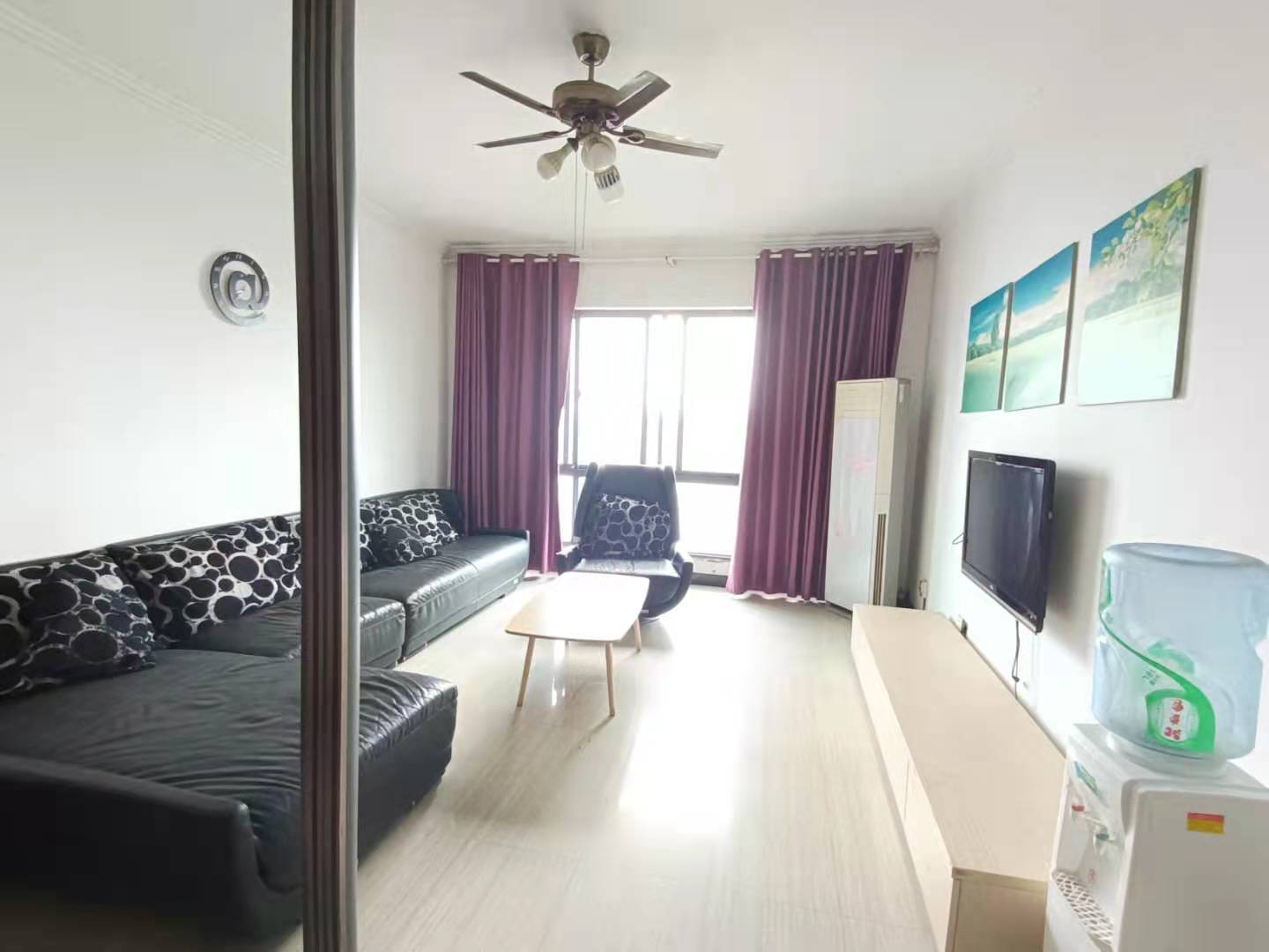 嘉天嘉园  3室2厅2卫    110.0万 嘉天嘉园  3室2厅2卫    110.0万客厅