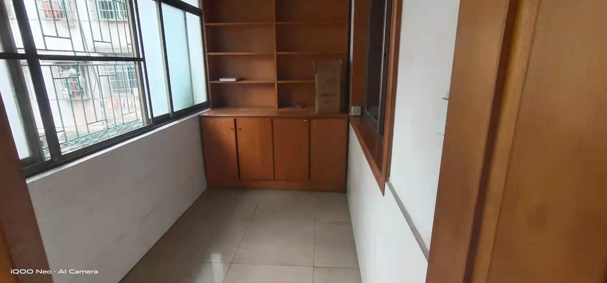 新建小区  3室2厅2卫   1600.00元/月室内图