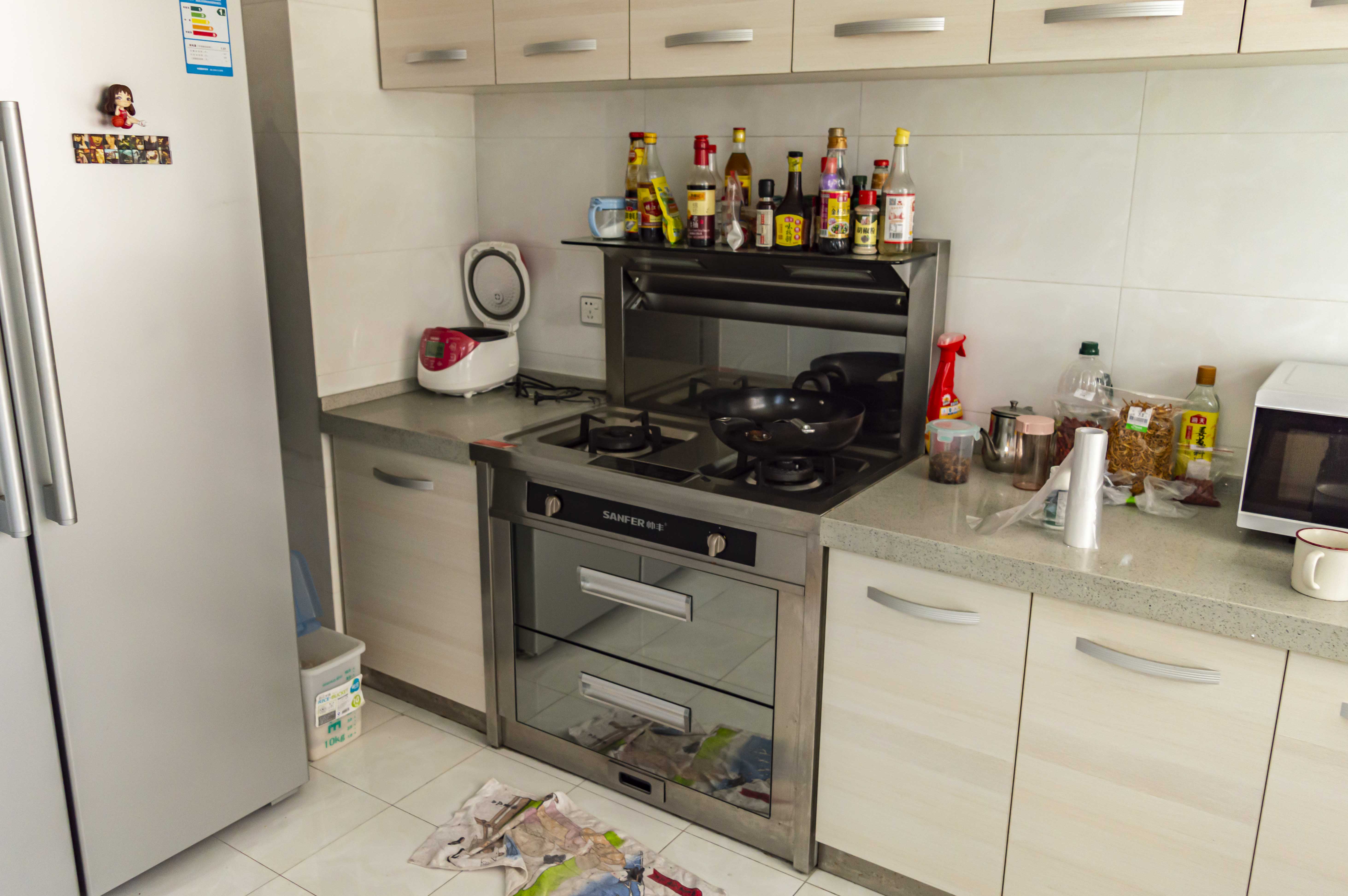 学府花园(文苑瑞景)  3室2厅2卫    88.0万 学府花园(文苑瑞景)  3室2厅2卫    88.0万卫生间