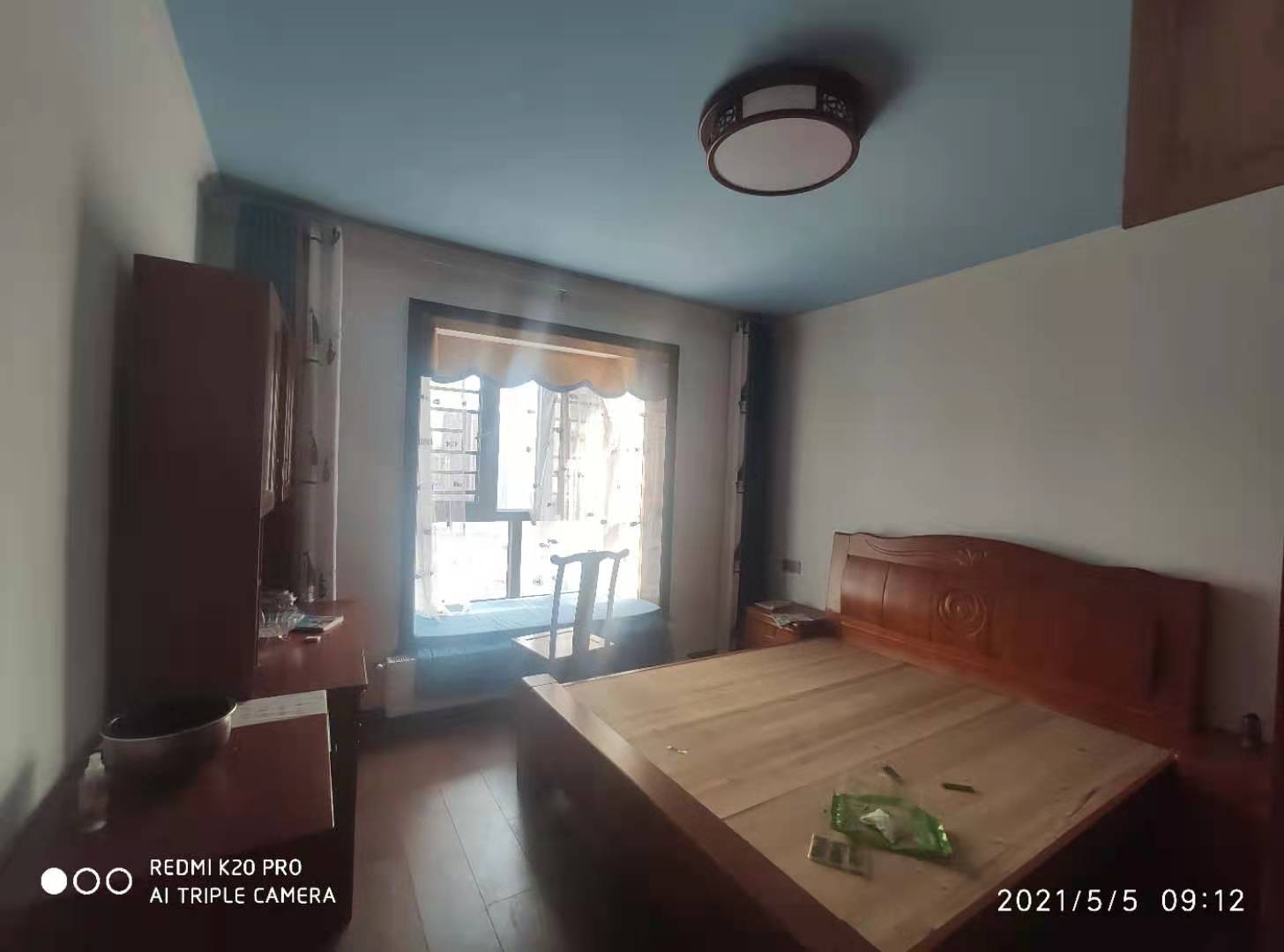 东方豪苑 3室2厅2卫 110.0万 东方豪苑 3室2厅2卫 110.0万卧室