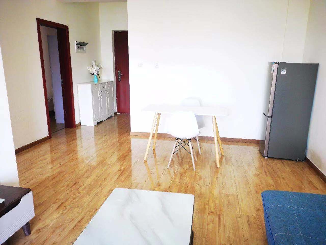 南湖尚景 2室1厅1卫 2330.0元/月 南湖尚景 2室1厅1卫 2330.0元/月室内图