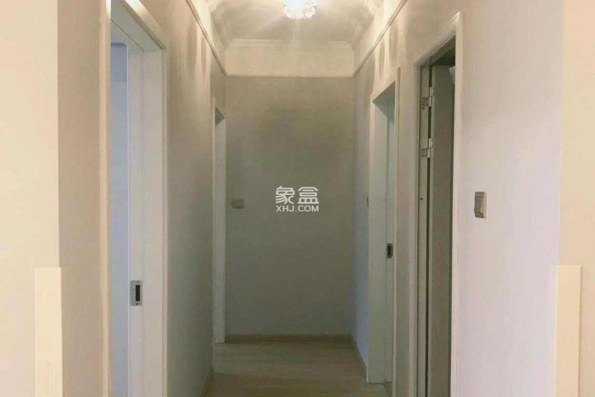 滨江和城  3室2厅2卫   2500.00元/月室内图