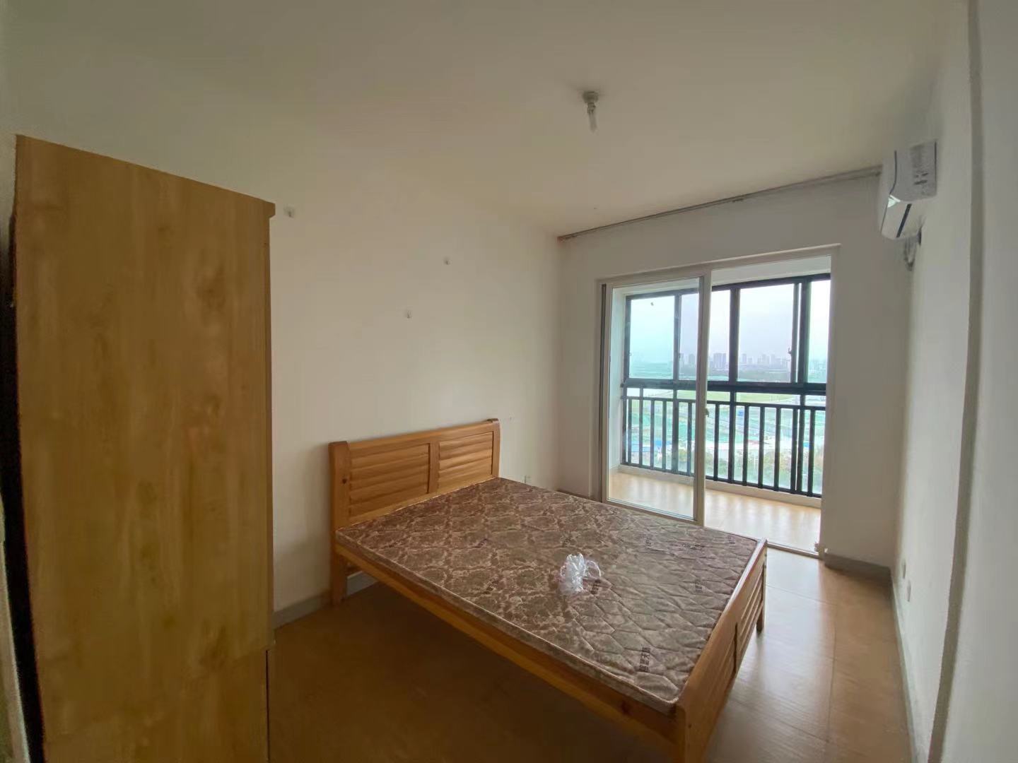 二江花园 1室1厅1卫 1200.00元/月 二江花园 1室1厅1卫 1200.00元/月室内图