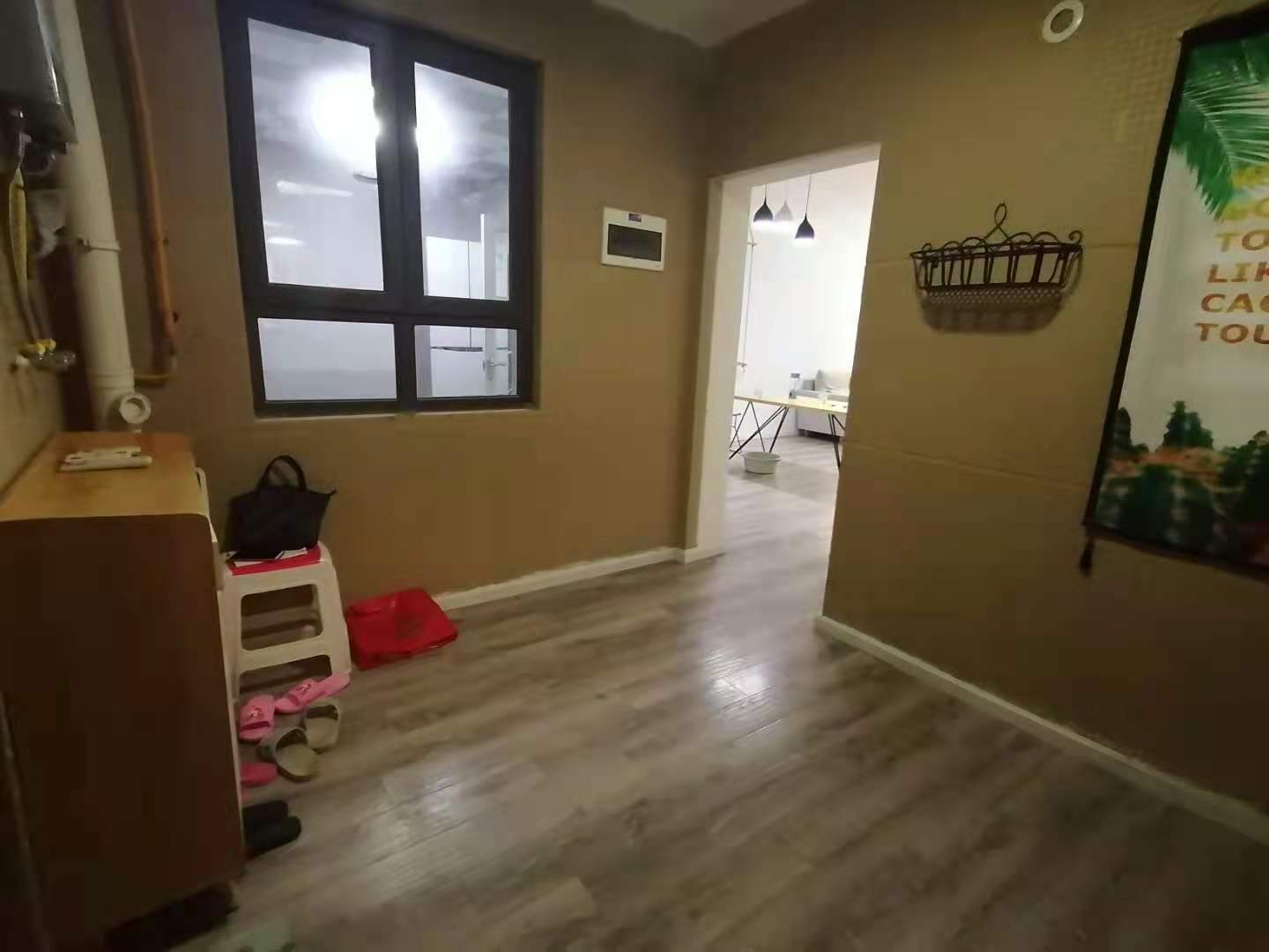 南湖国际6期  3室2厅1卫    3300.0元/月 南湖国际6期  3室2厅1卫    3300.0元/月室内图