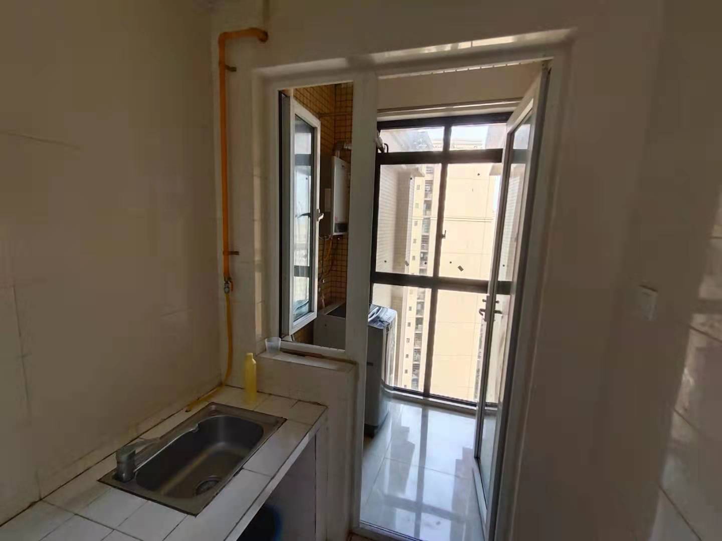 天府鹤林-东区(二期) 2室1厅1卫 1600.0元/月 天府鹤林-东区(二期) 2室1厅1卫 1600.0元/月室内图