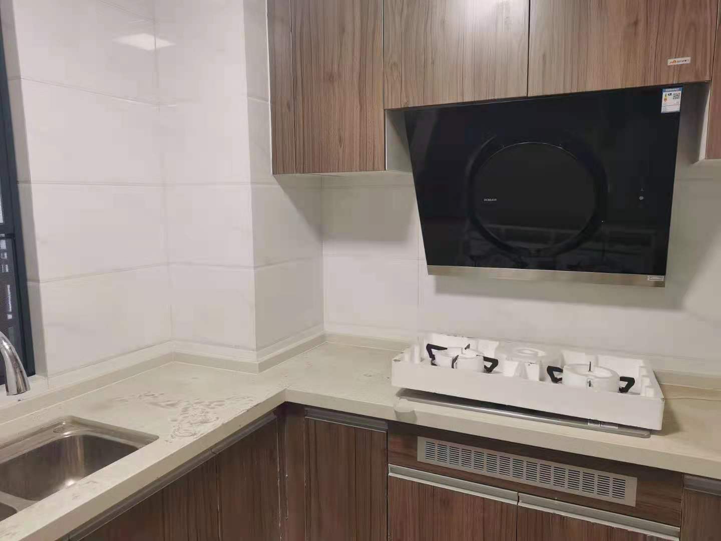 碧桂园梓山府  3室2厅2卫    2500.0元/月 碧桂园梓山府  3室2厅2卫    2500.0元/月室内图