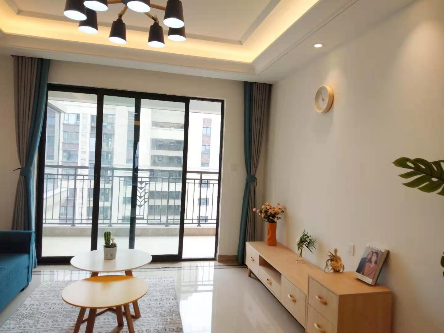 中海锦江城云熙一期 3室2厅2卫 2600.0元/月 中海锦江城云熙一期 3室2厅2卫 2600.0元/月室内图