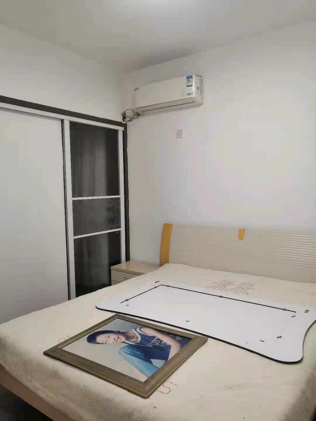 顺达花园 2室2厅1卫 1600.0元/月 顺达花园 2室2厅1卫 1600.0元/月室内图