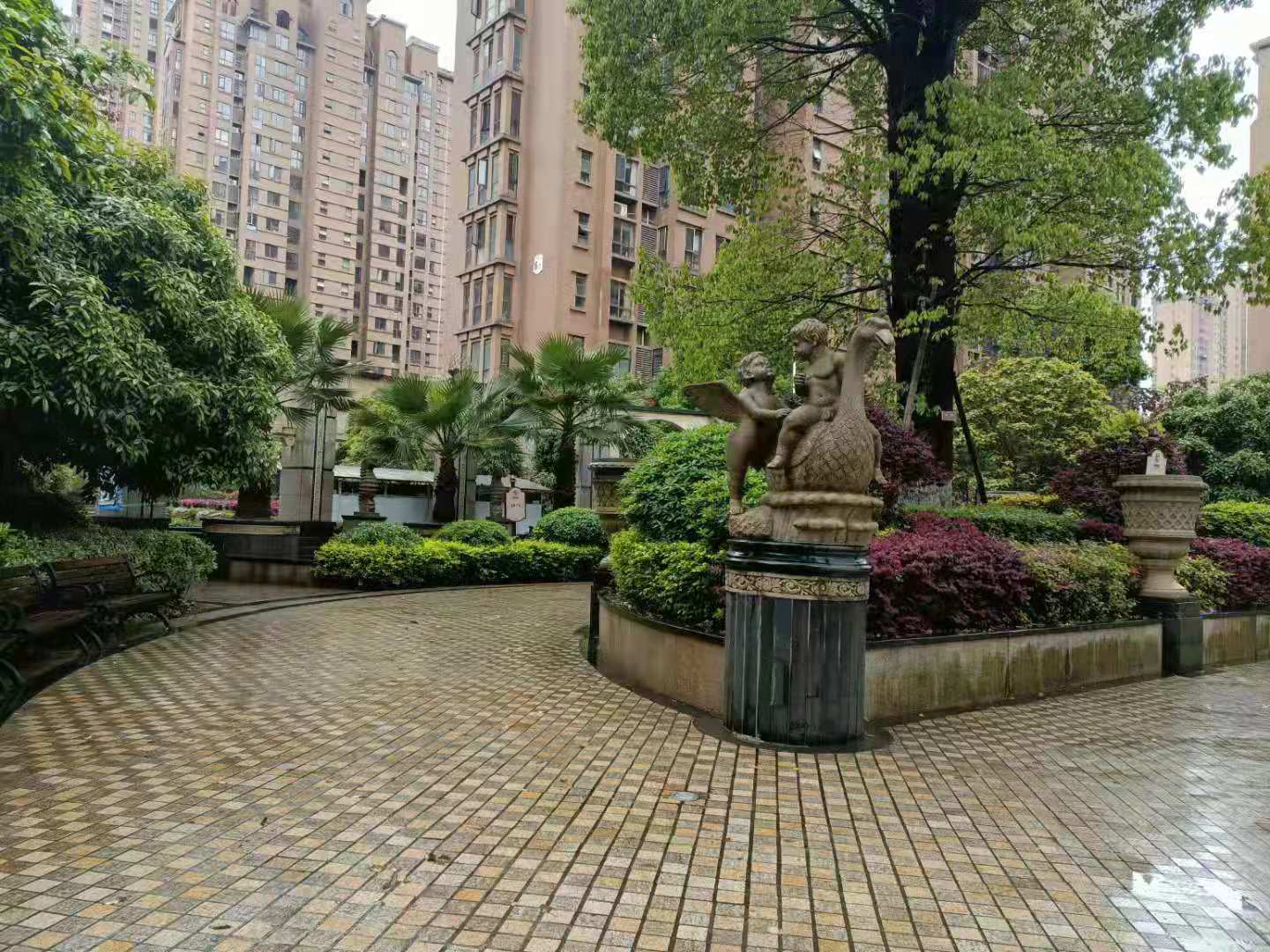 天地人和  3室2厅2卫    93.8万 天地人和  3室2厅2卫    93.8万小区图