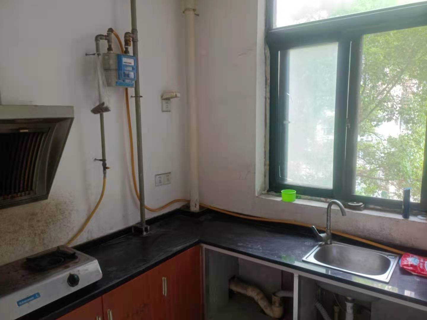 嘉盛华府 3室2厅2卫 1600.0元/月 嘉盛华府 3室2厅2卫 1600.0元/月室内图