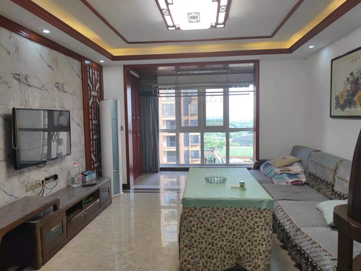 鑫天格林香山  3室2厅2卫    1700.0元/月室内图