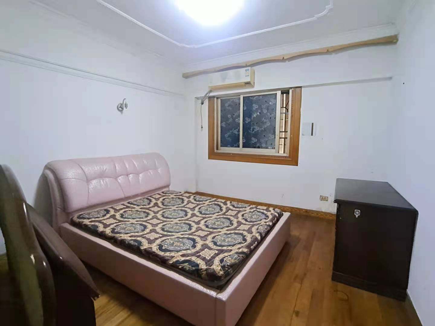 金元大厦  3室2厅1卫   1300.00元/月室内图